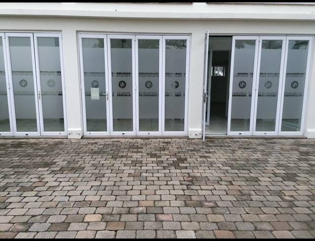 120M² OFFICE TO LET IN POINT WATERFRONT